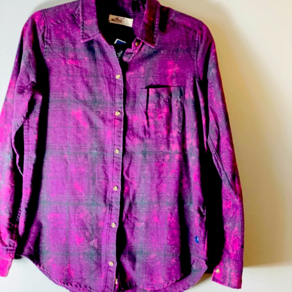 Hollister shirt